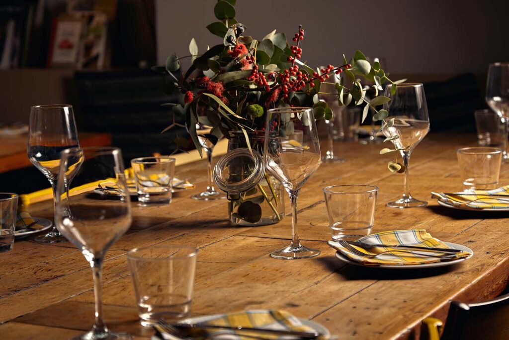 serving-dinner-table-set-2023-11-27-05-05-20-utc.jpg