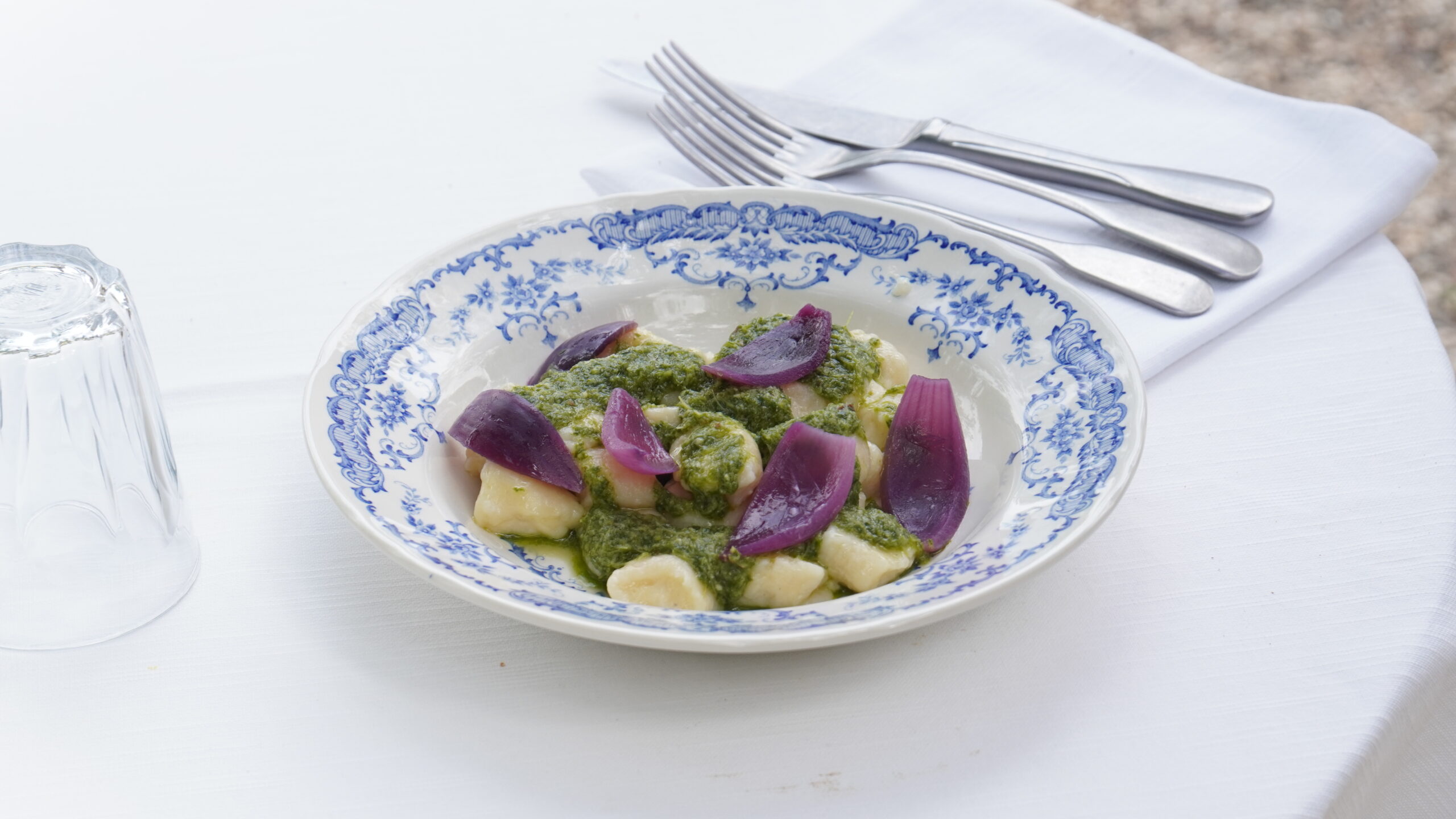 Gnocco pesto di radicchio
