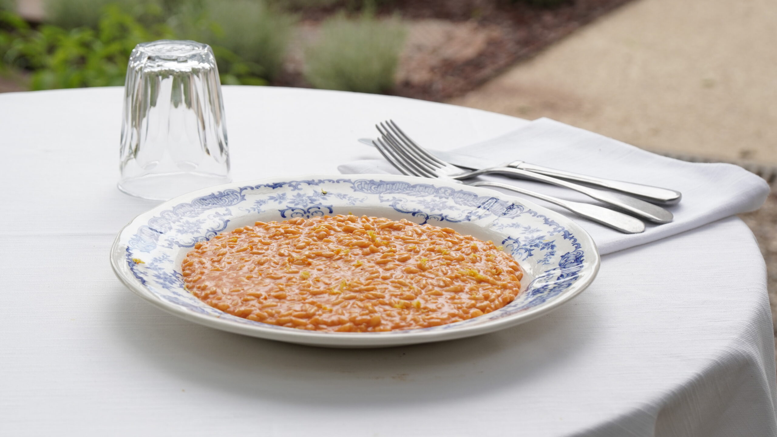 Risotto con crema di peperone
